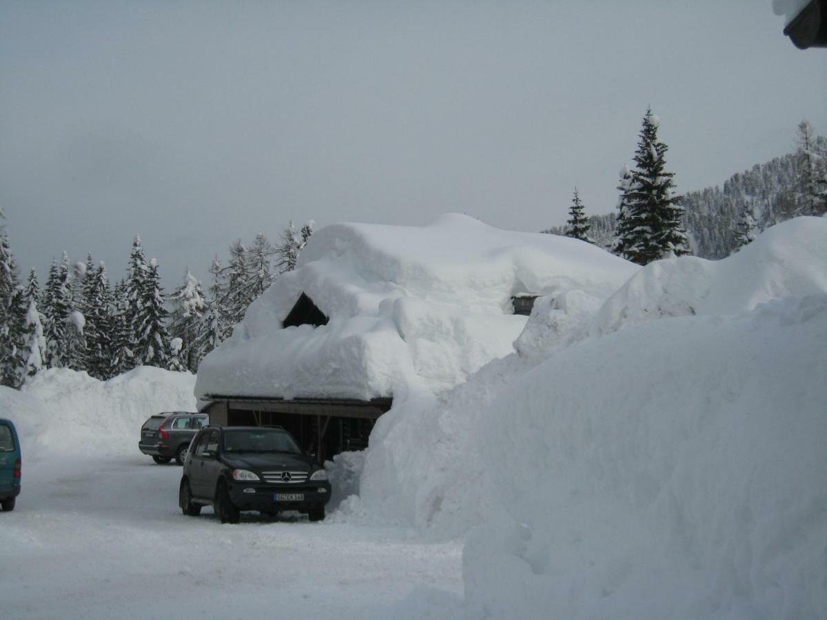 Haus Serena Oben Sonnenalpe Nassfeld Eksteriør bilde